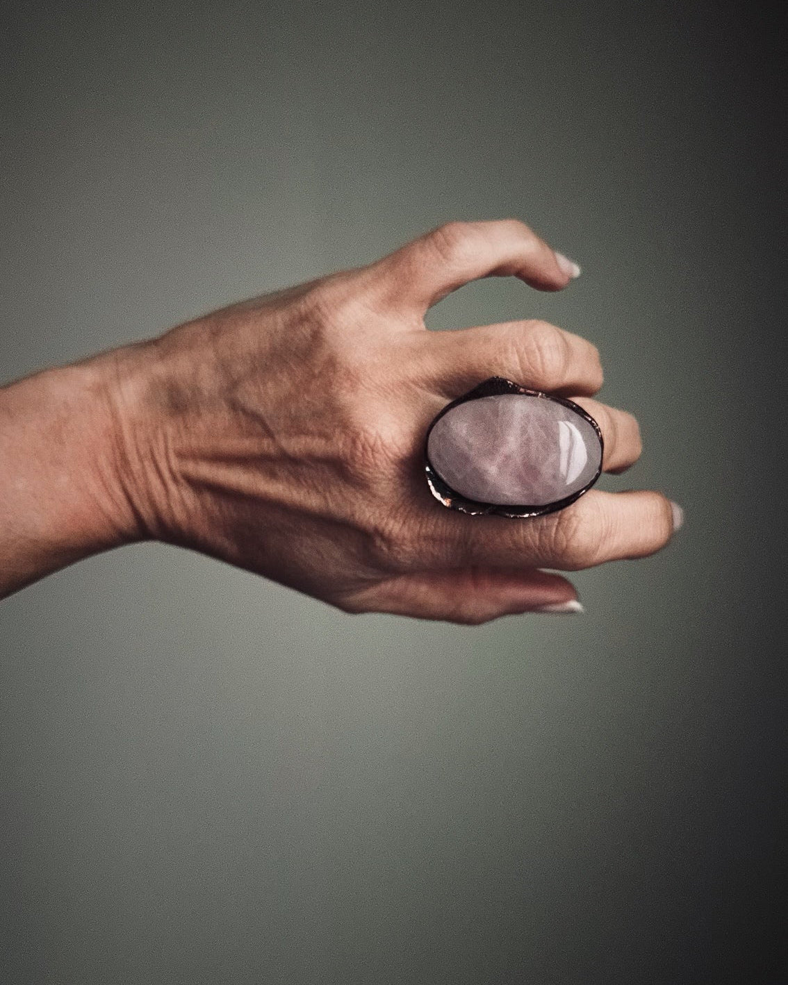 Anello con Quarzo rosa mis.8