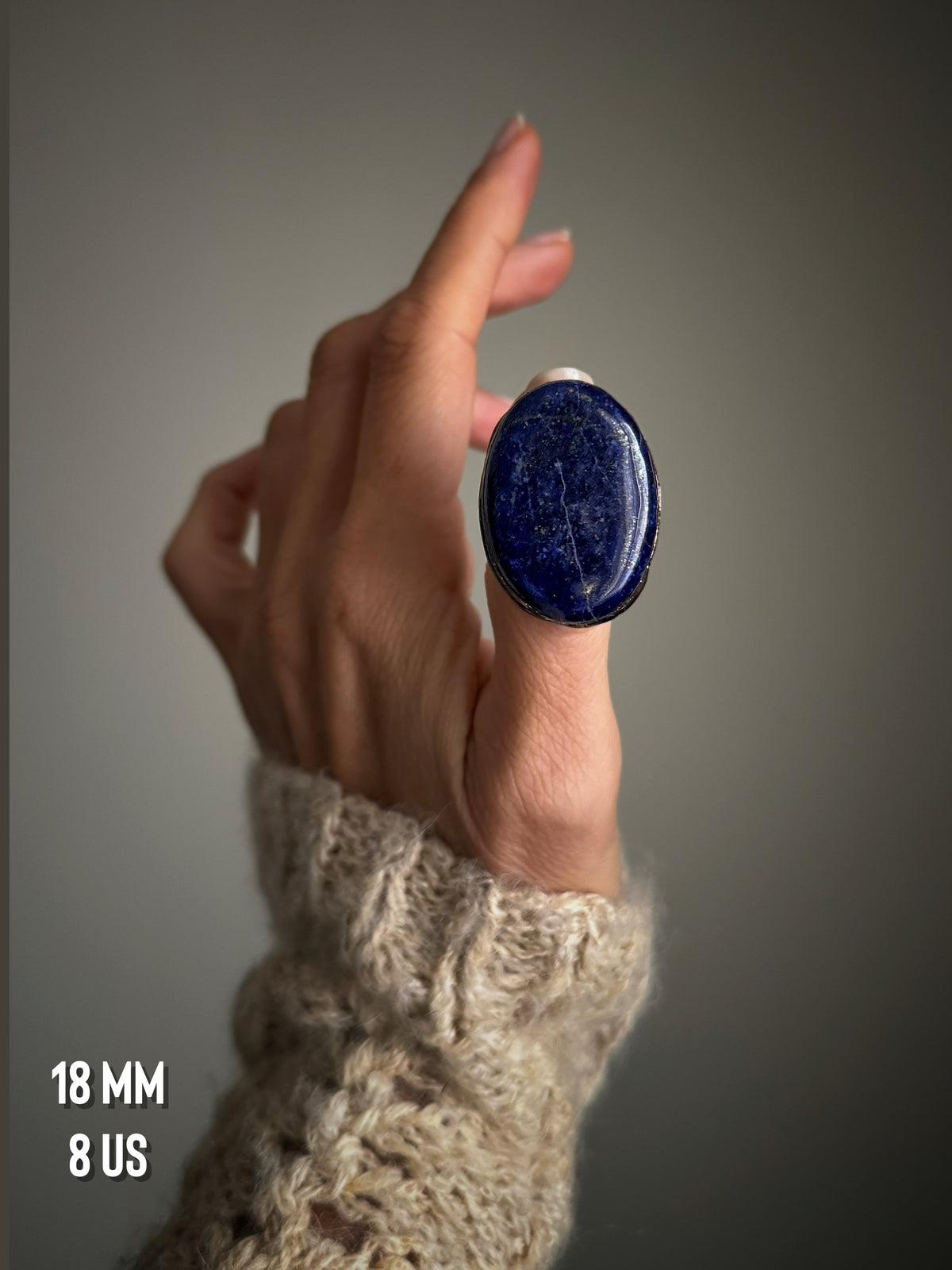 Anello ovale in rame con lapislazzuli — Misure 7, 8 e 10 US