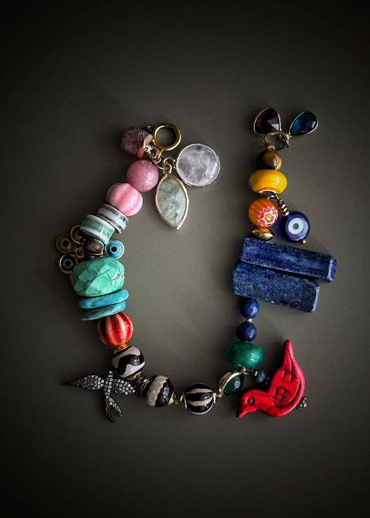 Colorful bracelet with mixed stones and charms - Model 19