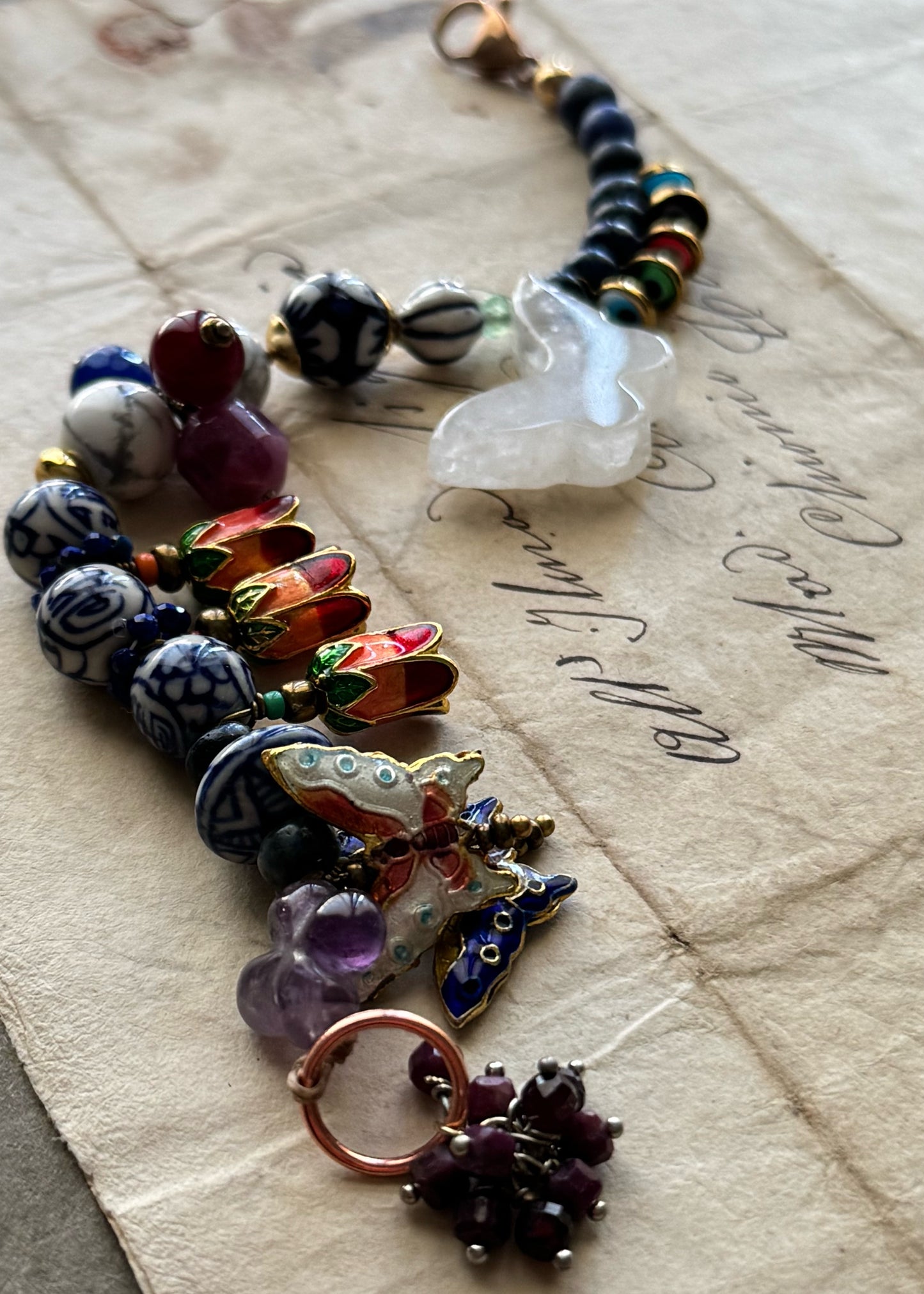 Bracelet with Lapis Lazuli, Oriental Ceramic and Butterflies - Model 24