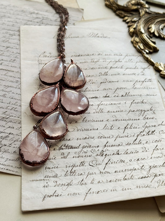 Rose quartz drop