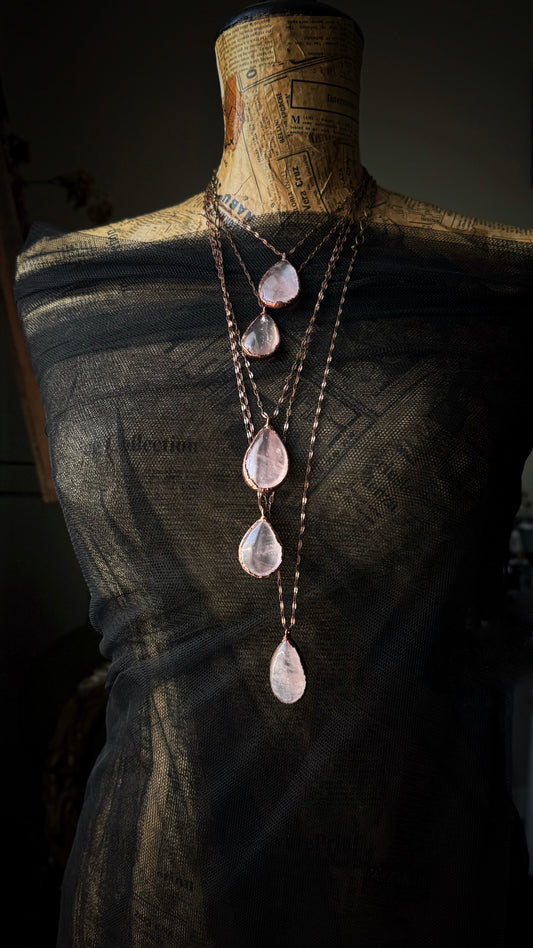 Goccia di quarzo rosa