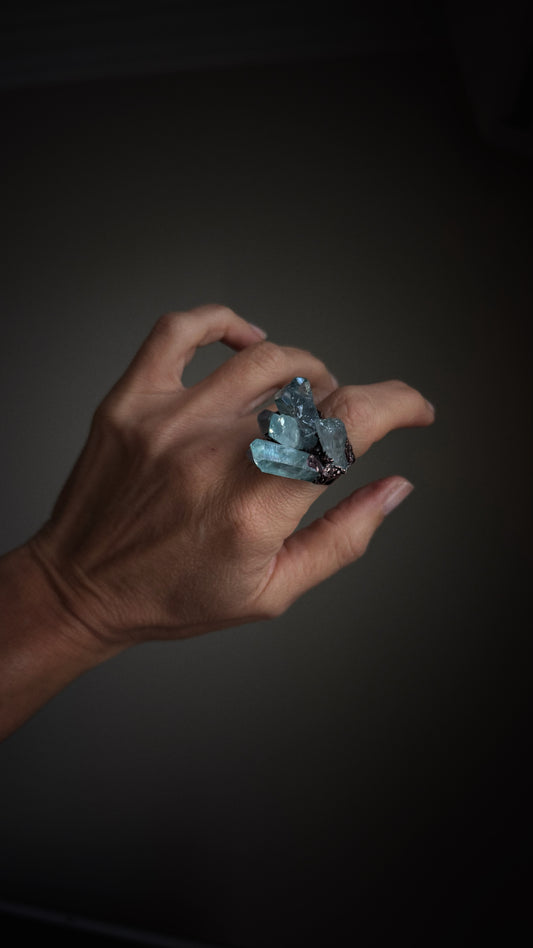 Anello in Rame Brunito con Punte di Quarzo Aura - Misura 9 US (19mm)