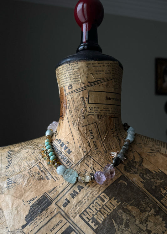 Collana girocollo con ciondoli e pietre miste | Ebbijoux Mod.01