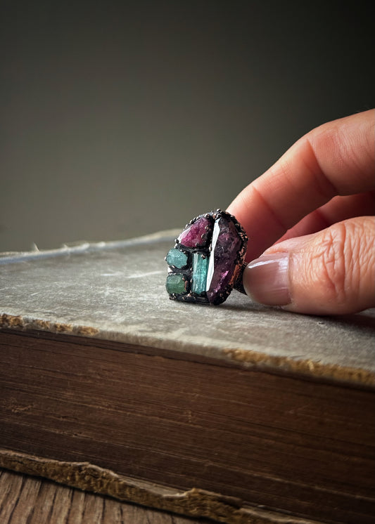 Anello in Rame con Tormaline Multicolore – Misura 8 US