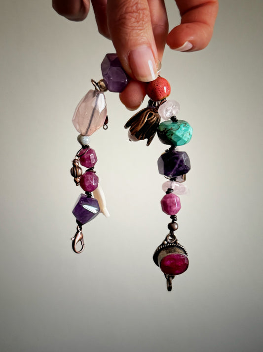 Bracelet with Amethysts, Mixed Stones and Pendants - Model 04