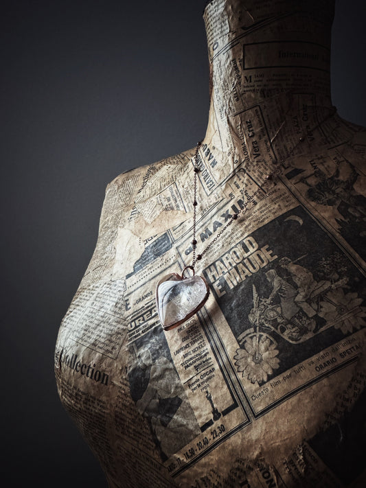 Collana con cuore di quarzo ialino