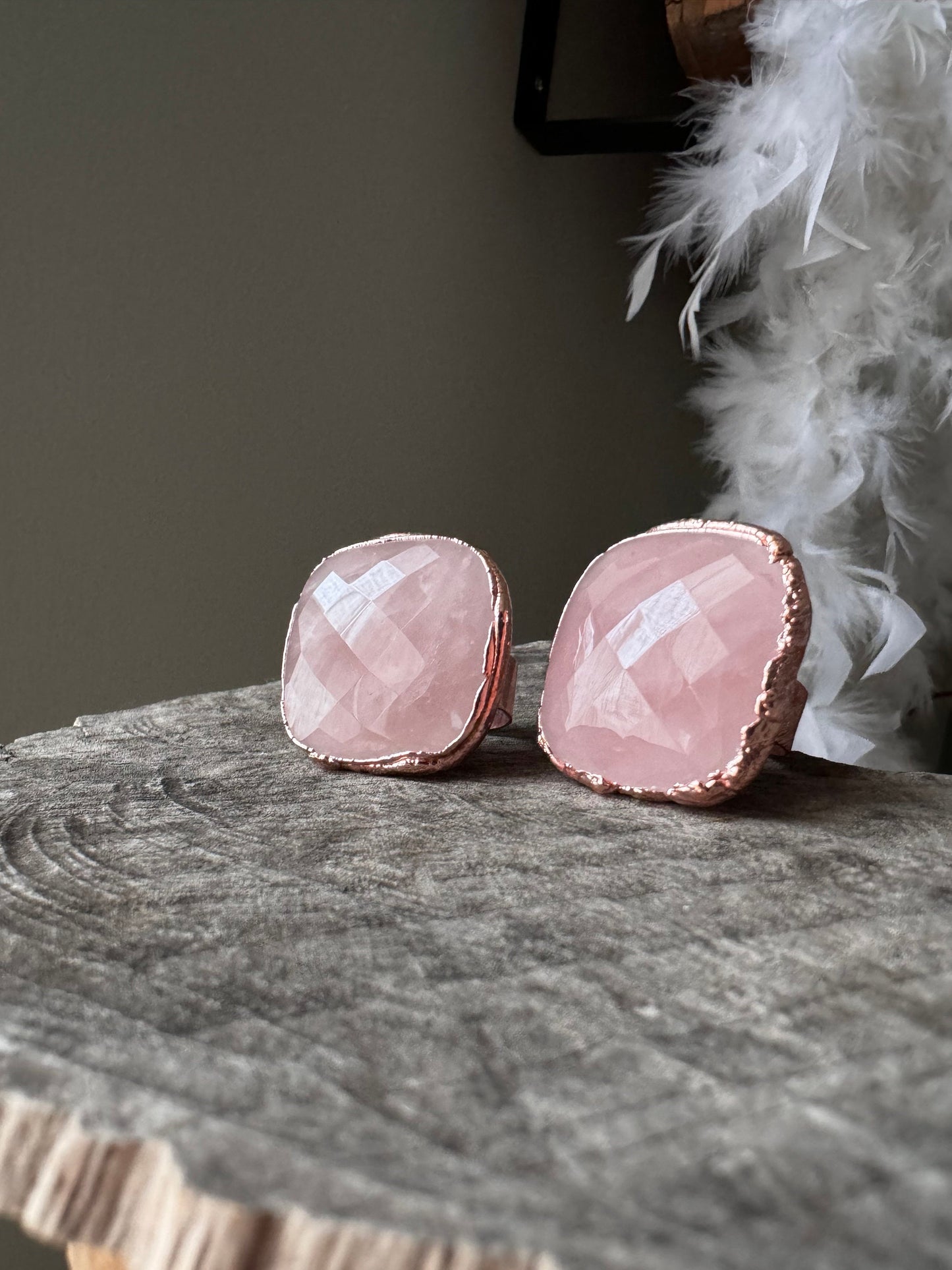 Anello con quarzo rosa
