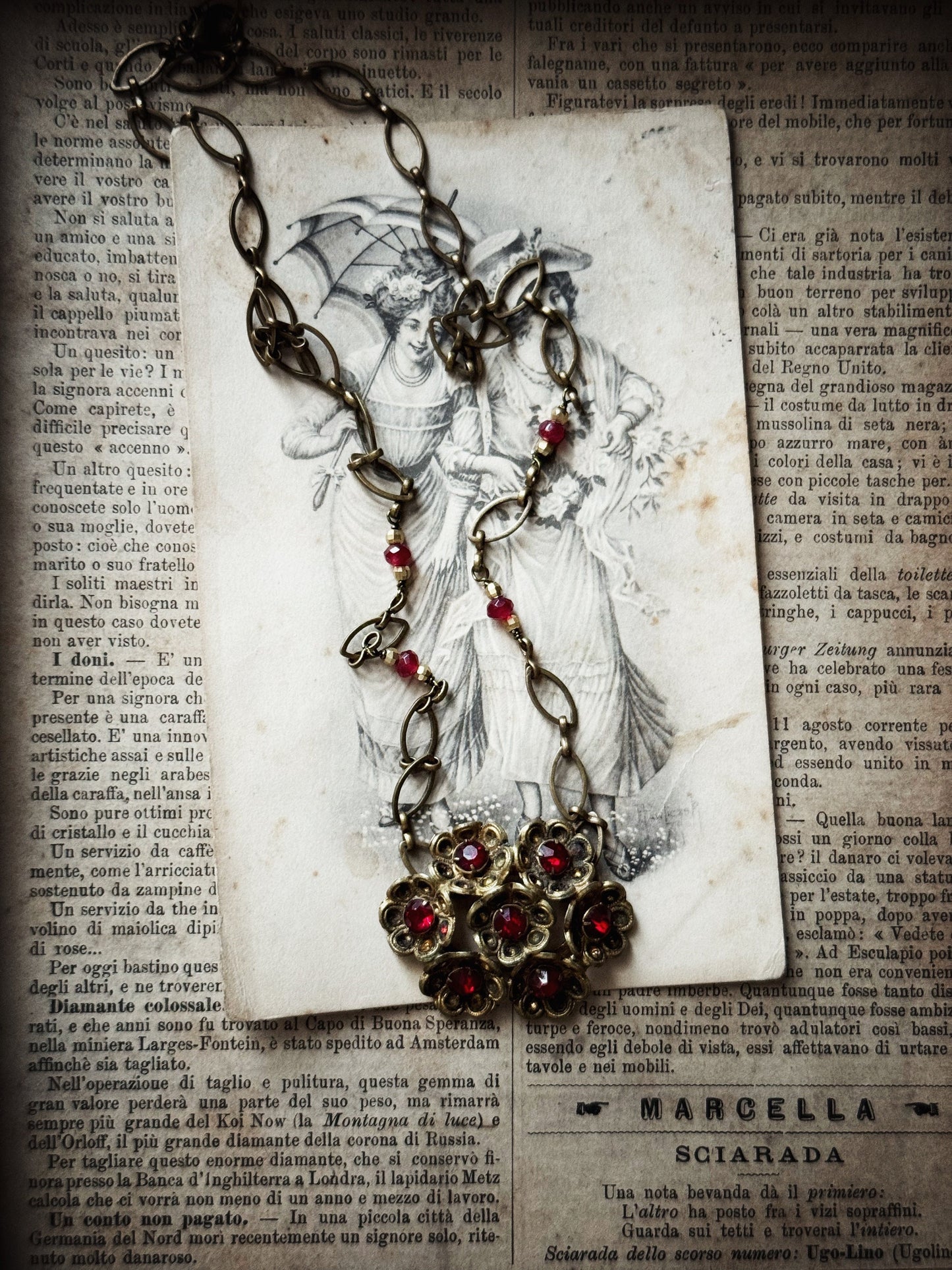 Collana con ciondolo vintage