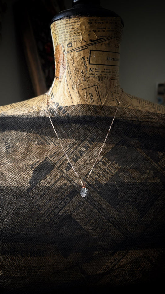 Catenina con solitario