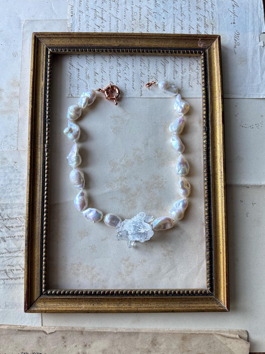 Girocollo con perle barocche