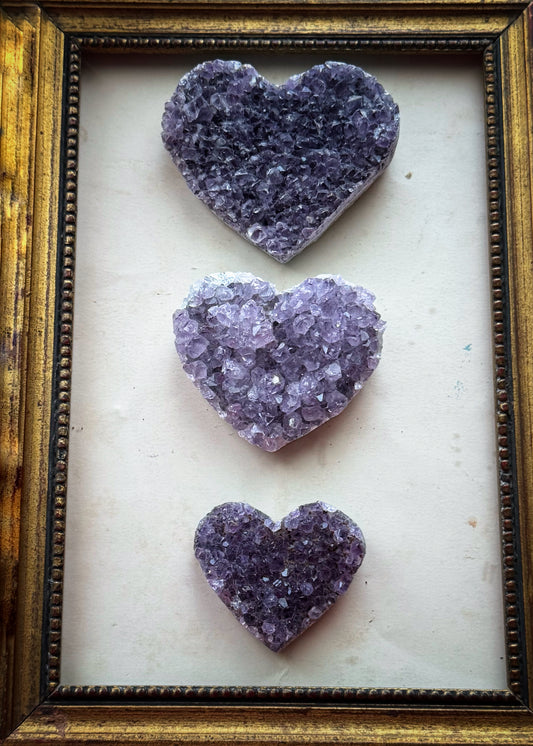 Cuori in drusa di ametista naturale – tre misure disponibili – Ebbijoux