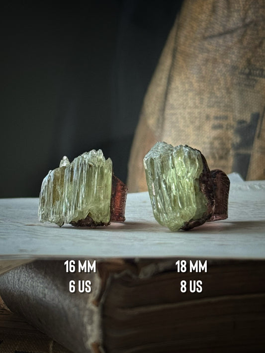 Raw green kunzite copper ring, US sizes 6 and 8