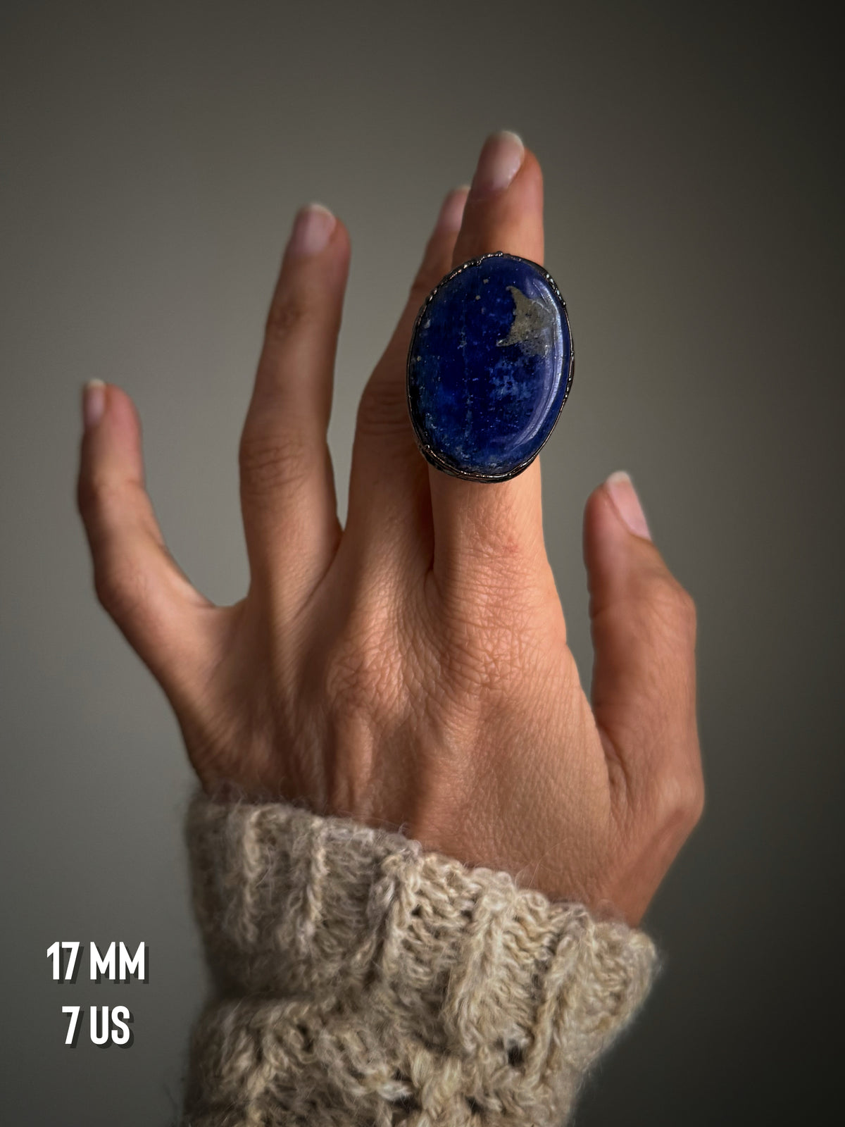Anello ovale in rame con lapislazzuli — Misure 7, 8 e 10 US