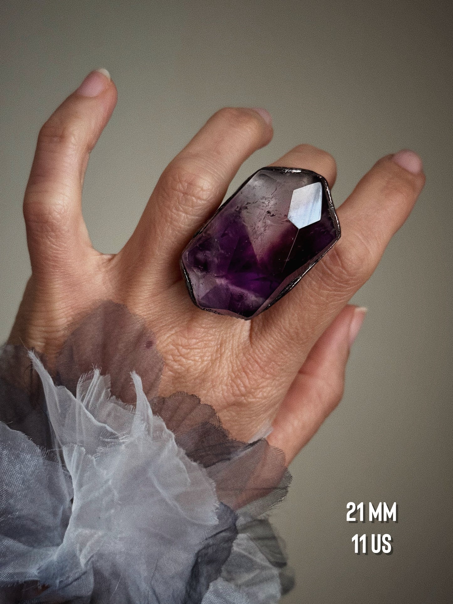 Anello con grande pietra di Ametista Mis. 9 e 11