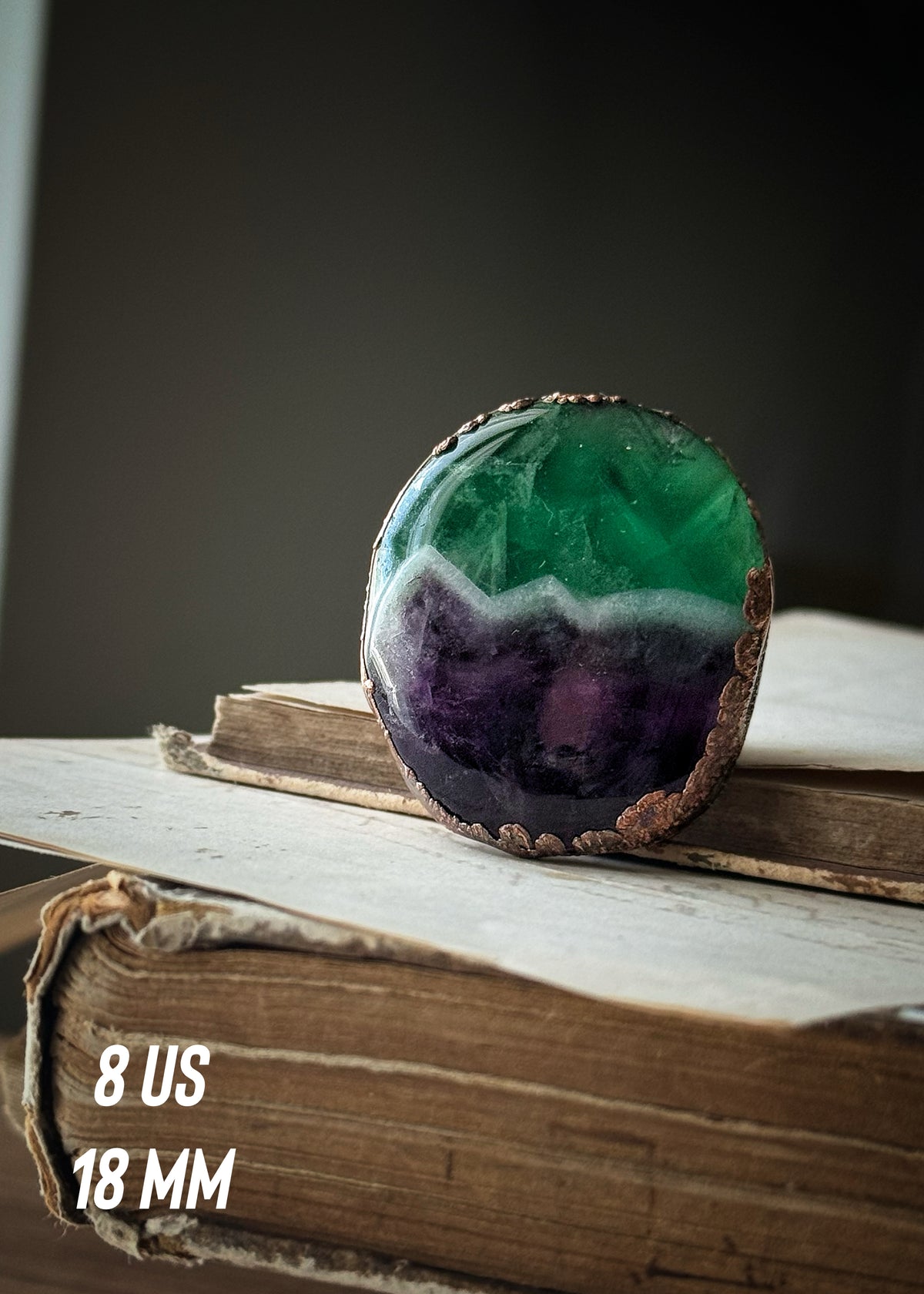 Anello in rame brunito con fluorite, misure 8-9-10–11 US