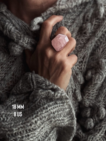 Handcrafted Copper Ring with Rose Quartz – Wide Band, Natural Stone