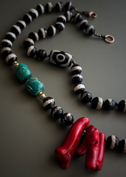 Necklace with Dzi Agate, Bamboo Coral and Buddha Pendant – Ebbijoux