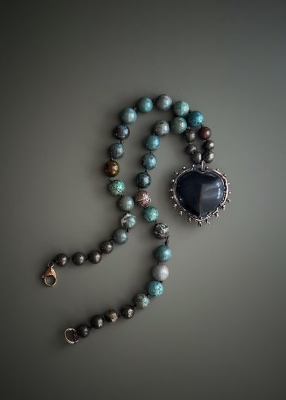 Blue Howlite Choker with Gothic Obsidian Heart – Ebbijoux