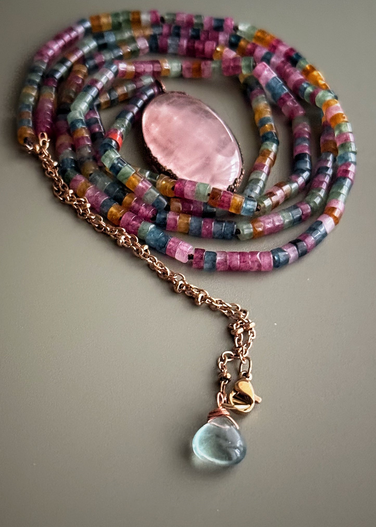 Long Necklace in Colored Jade with Rose Quartz and Fluorite – 110 cm