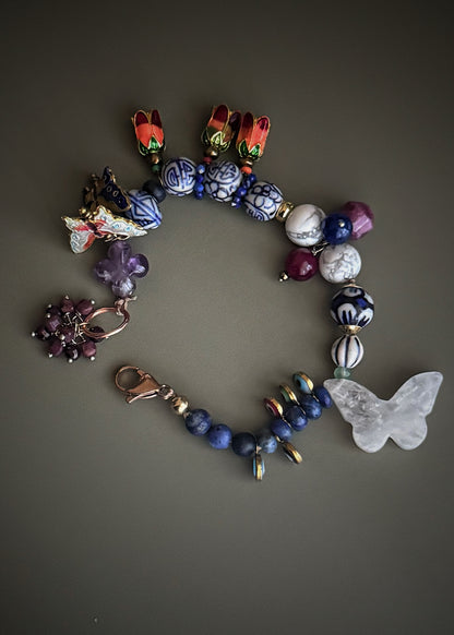 Bracciale con Lapislazzuli, Ceramica orientale e farfalle - Modello 24