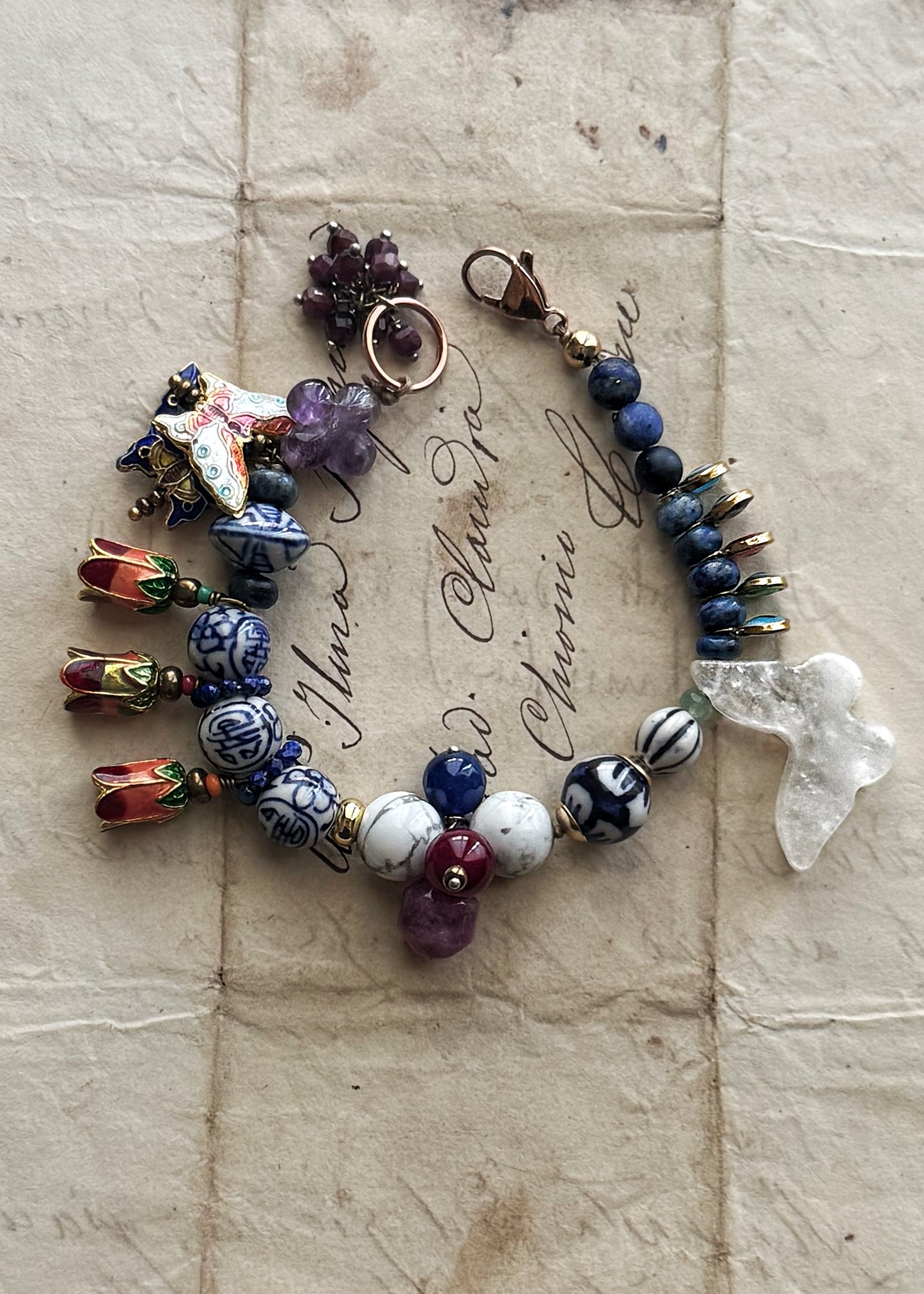 Bracelet with Lapis Lazuli, Oriental Ceramic and Butterflies - Model 24