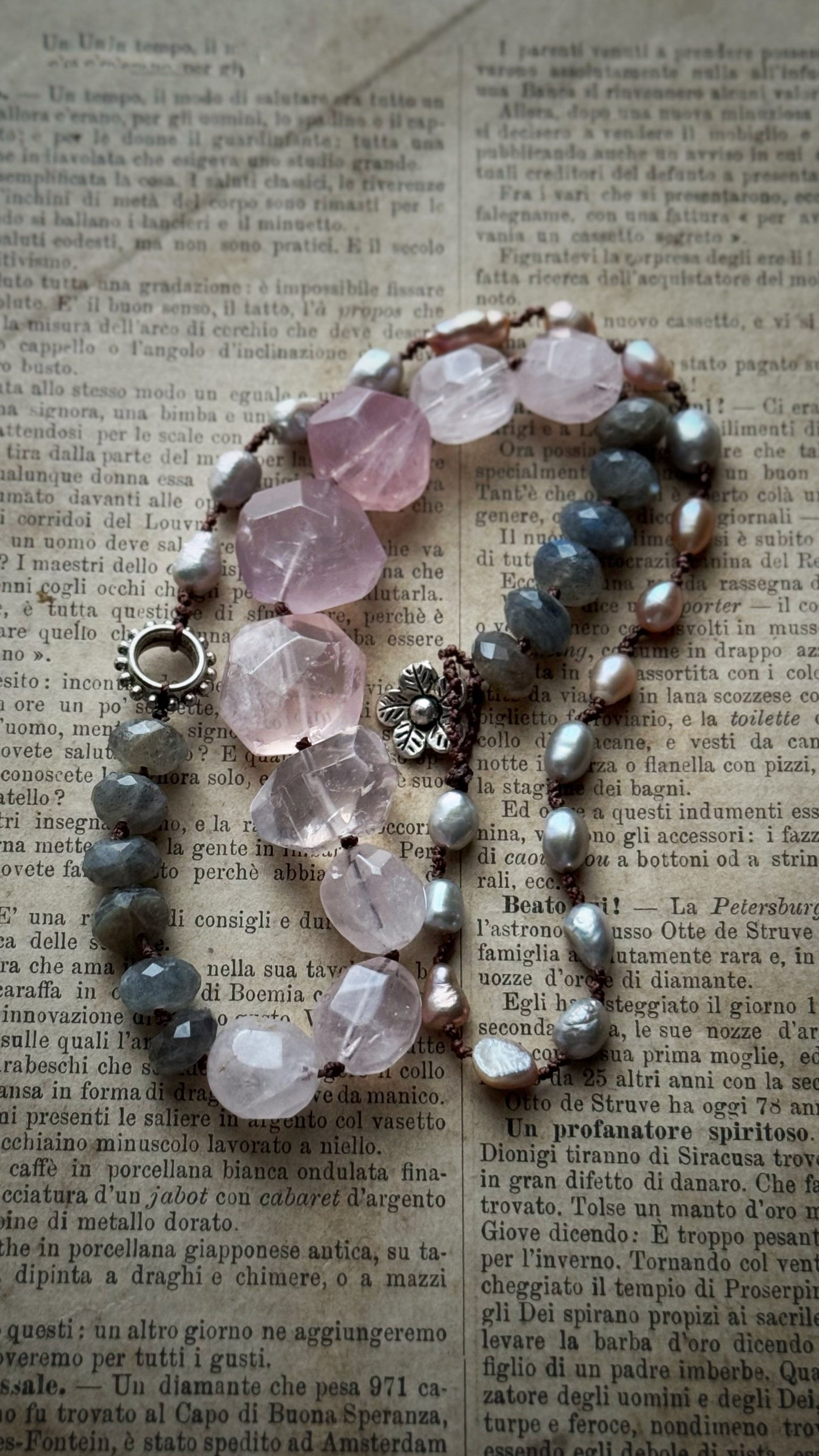 Collana con quarzo rosa e labradorite