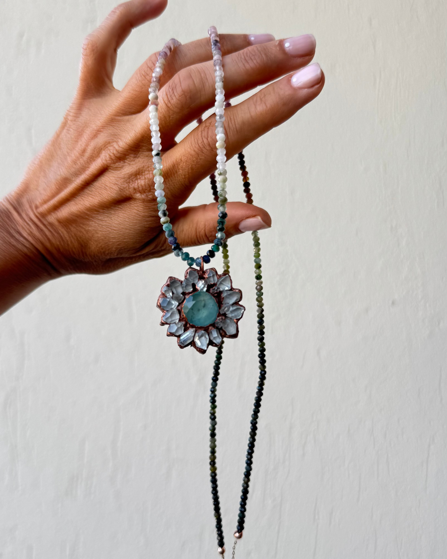 Collana degradé con ciondolo di acquamarina ed Herkimer