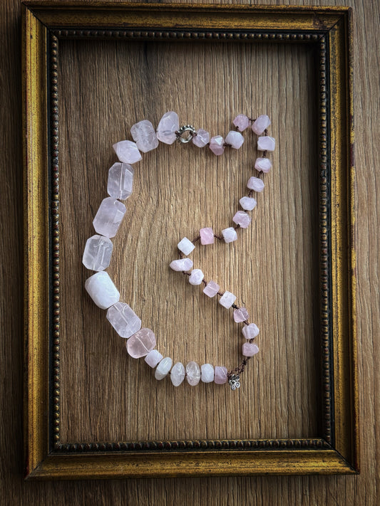 Collana con quarzo rosa