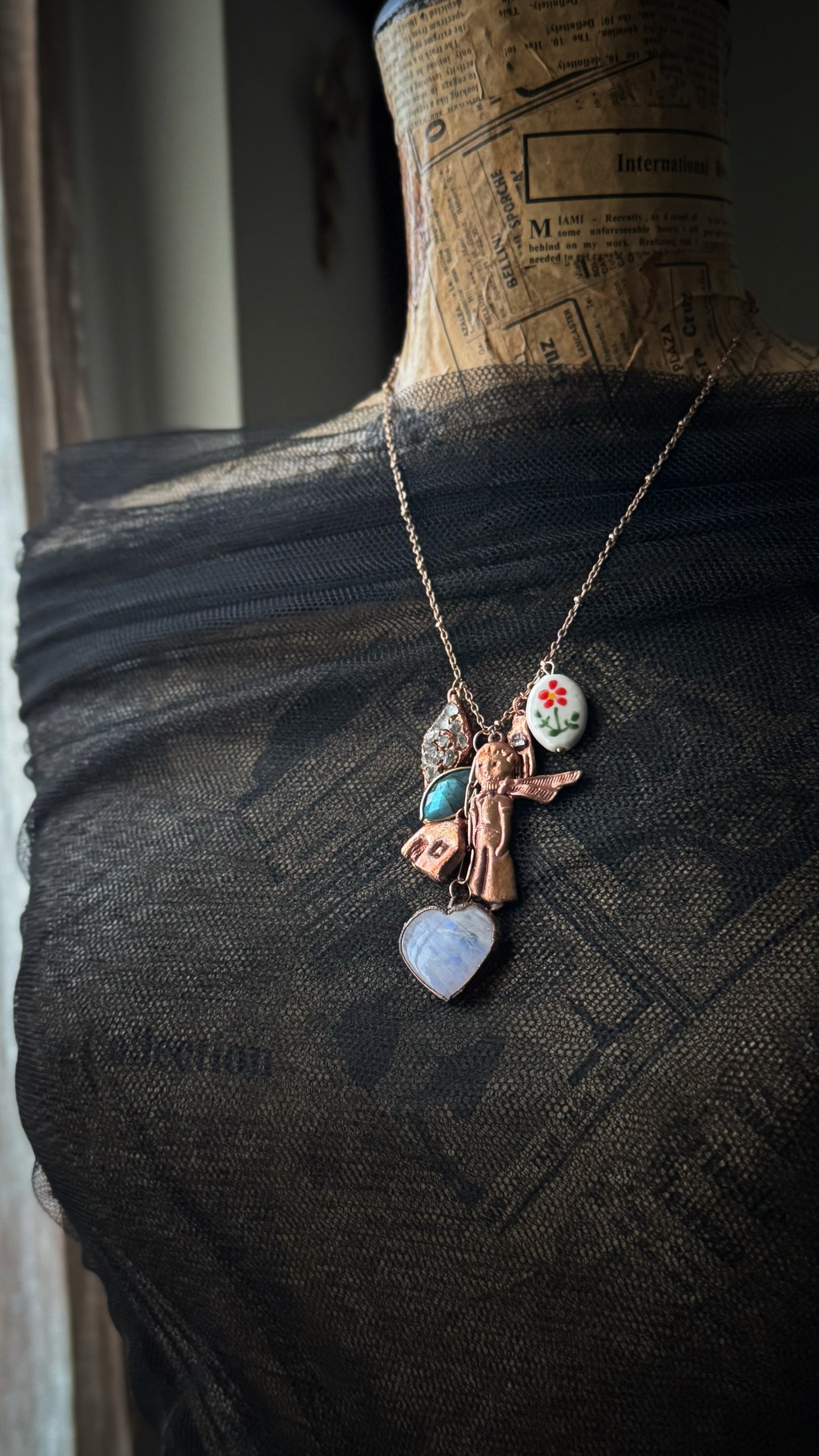 La collana del piccolo viaggiatore