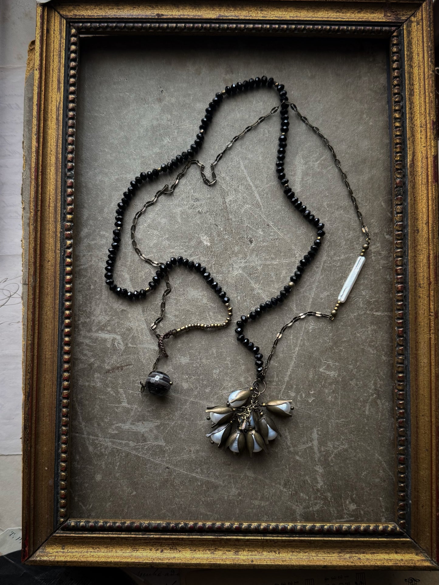 Collana lunga con grappolo di perle e Agata Botswana