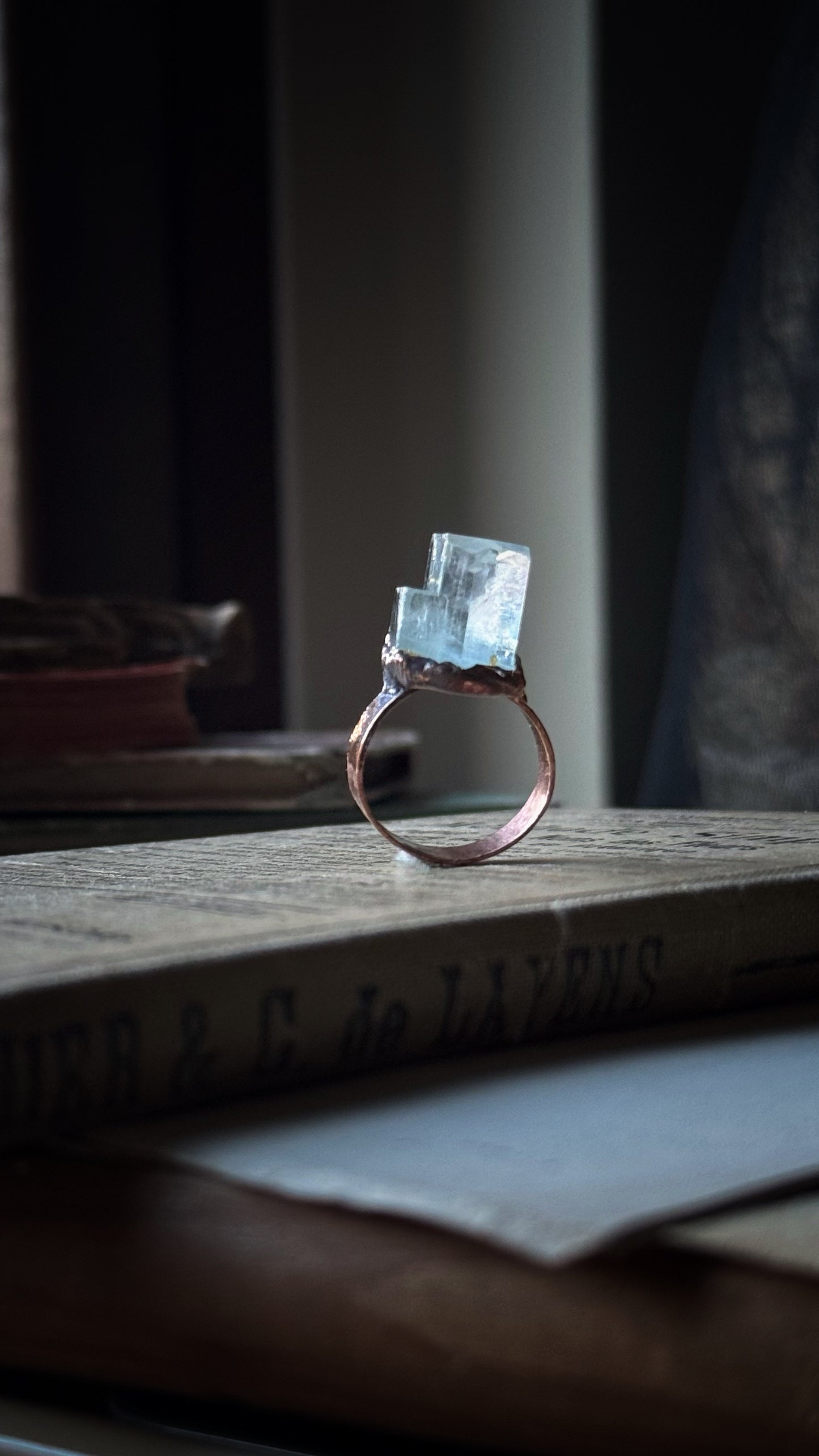 Anello con acquamarina naturale mis. 8