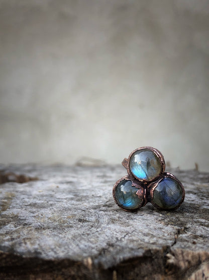 Copper ring with multiple blue labradorite stones. Size 6 US.