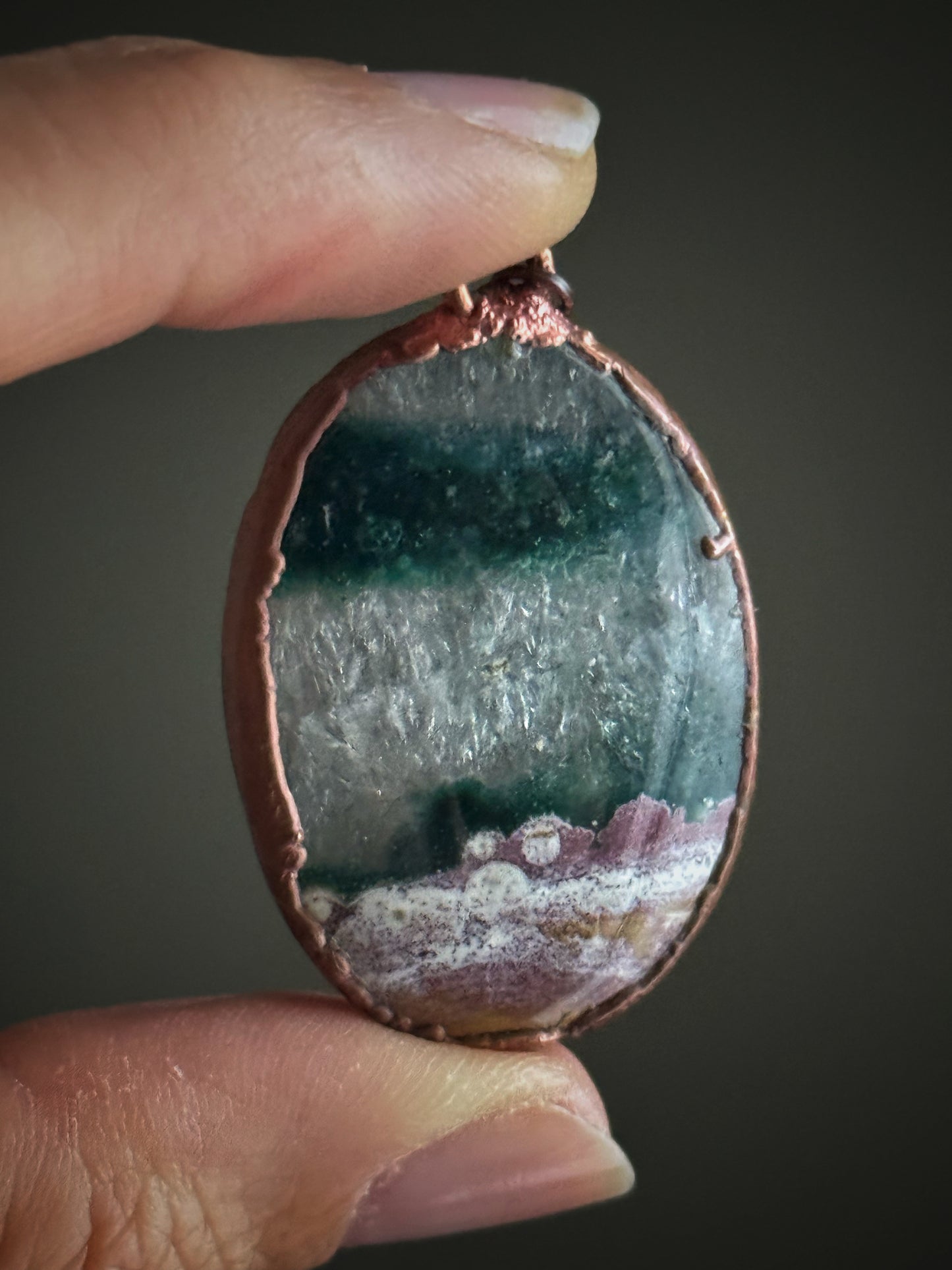 Oval pendant of Moss Agate and quartz infiltration