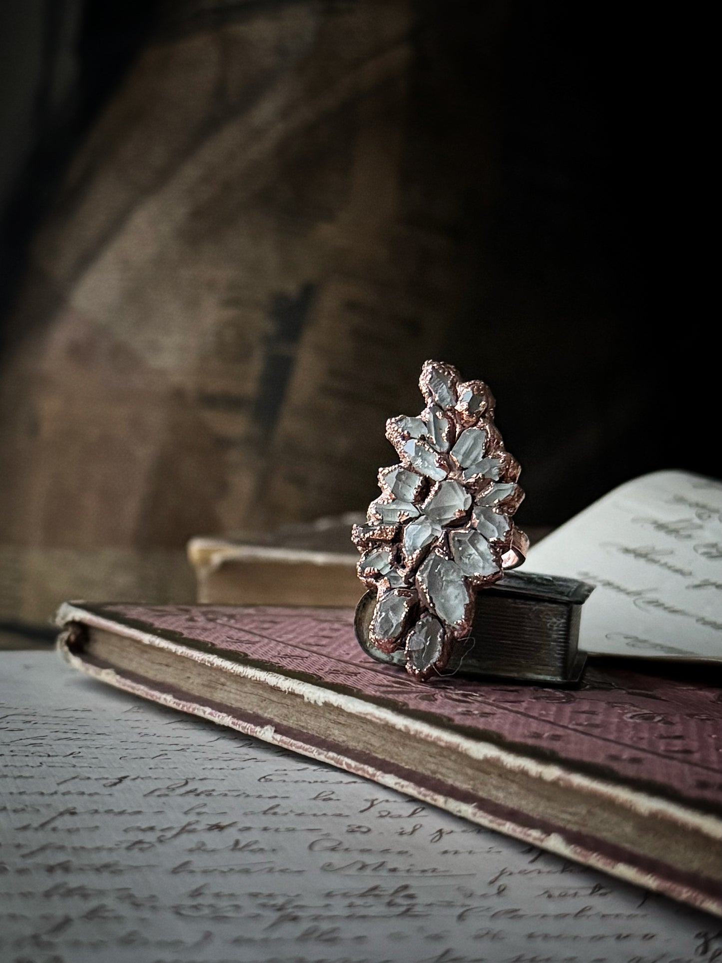 Anello in rame con pavé di Quarzi Herkimer mis.7