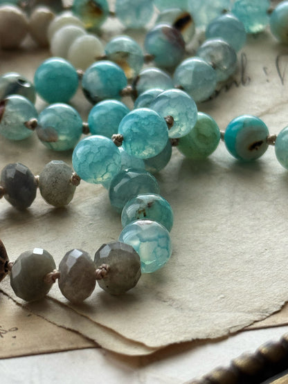 Long necklace with Arizona turquoise and natural stones