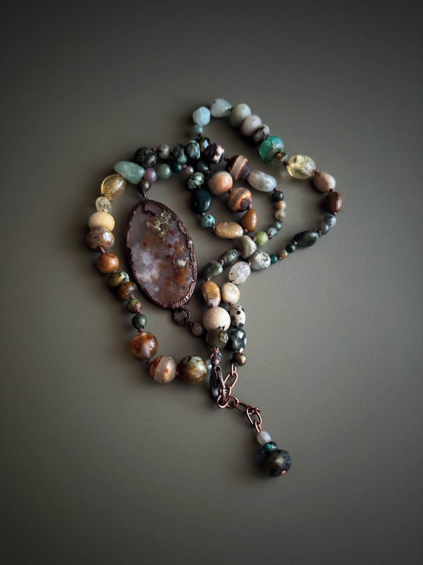 Necklace with mixed natural stones in earthy colors