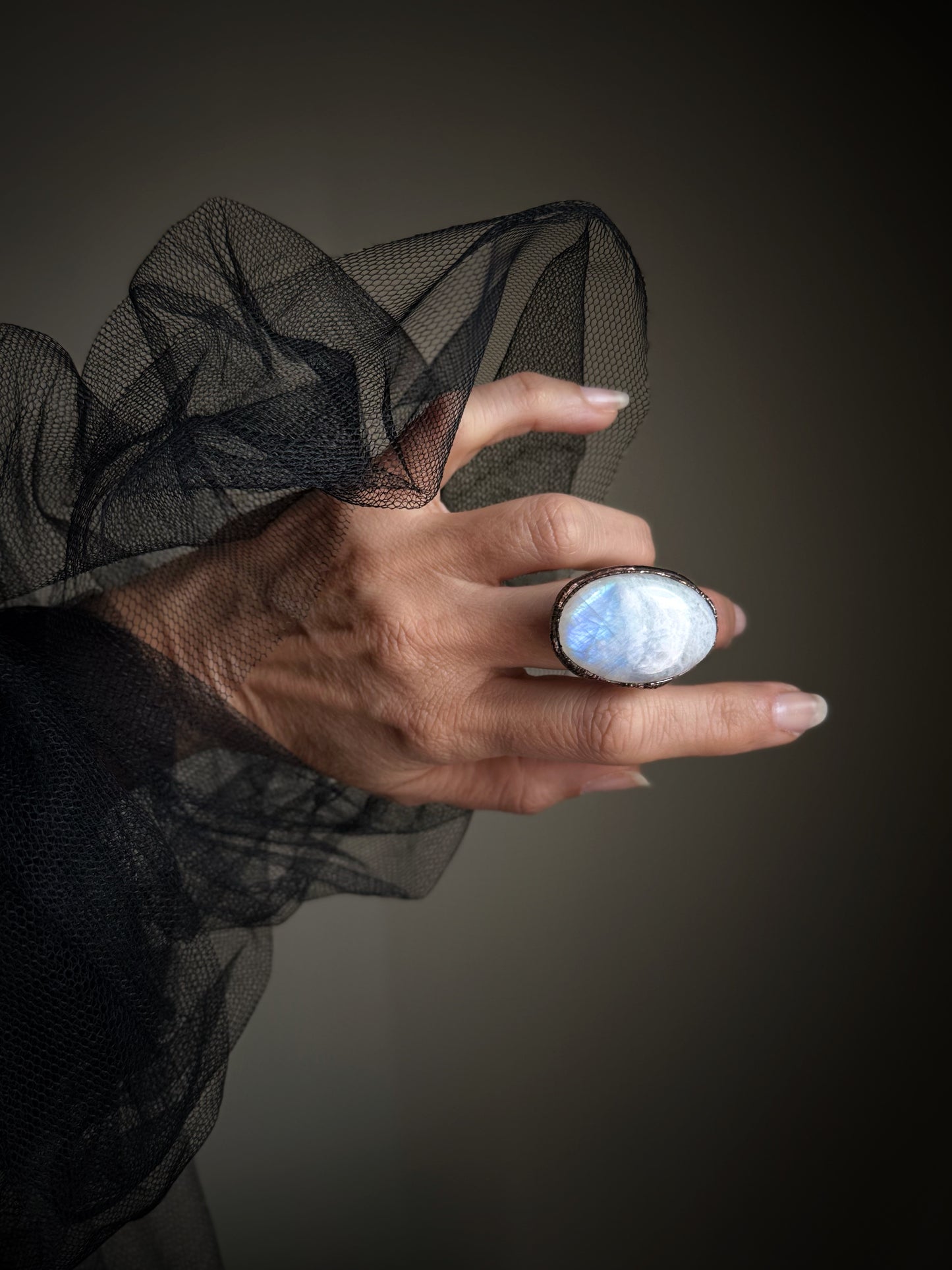 Copper ring with white Labradorite size 6 us