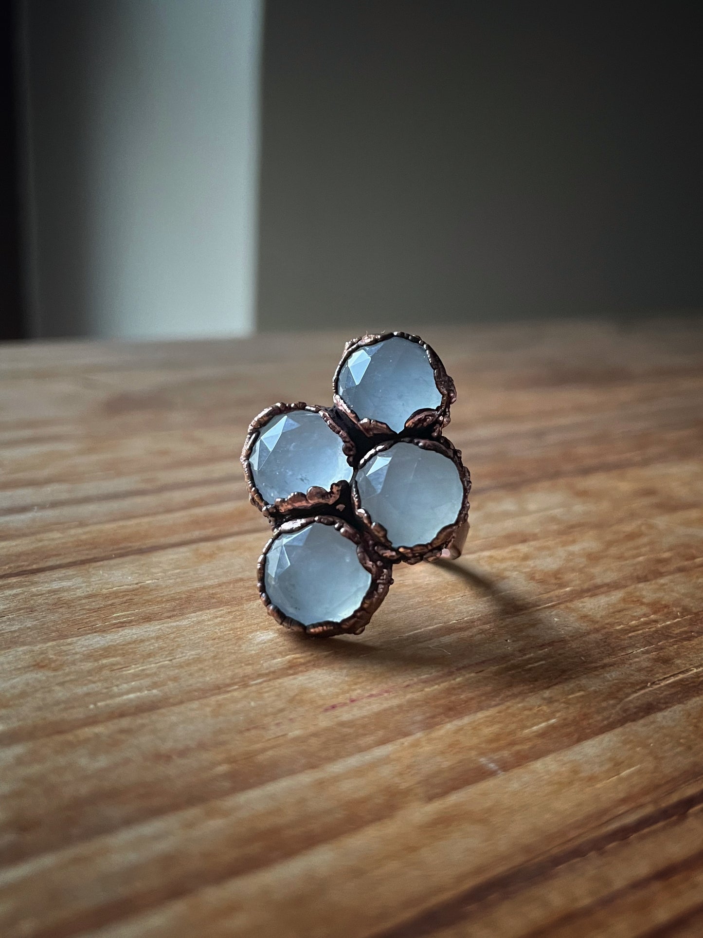 Anello con pietre di giada azzurra mis.10
