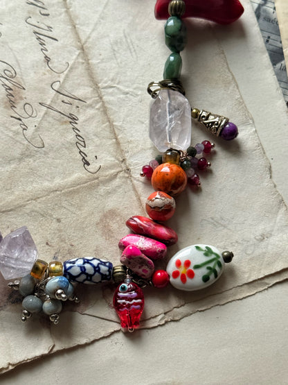 Choker necklace with pendants and mixed rainbow stones mod.02