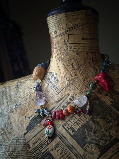 Choker necklace with pendants and mixed rainbow stones mod.02