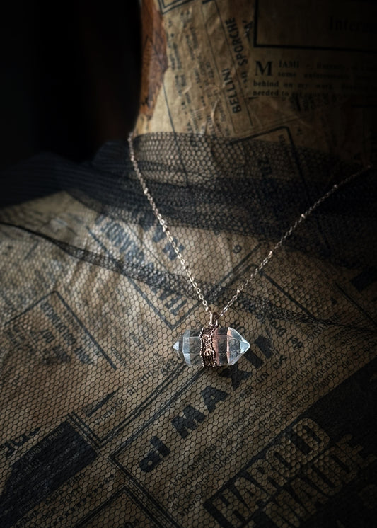 Ciondolo biterminato in cristallo di rocca