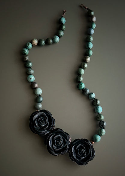 Blue Howlite and Black Obsidian Rose Choker – Ebbijoux