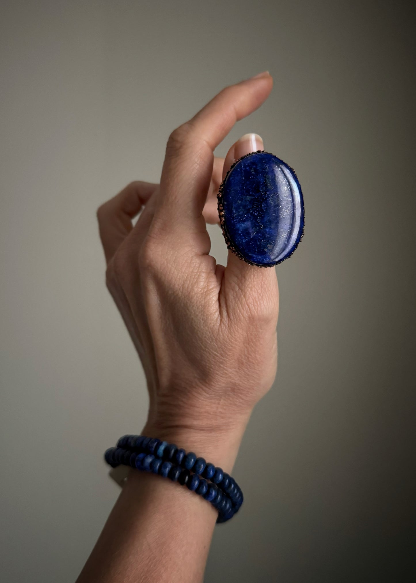 Anello Artigianale in Rame con Lapislazzuli Naturale — Misura 9 US