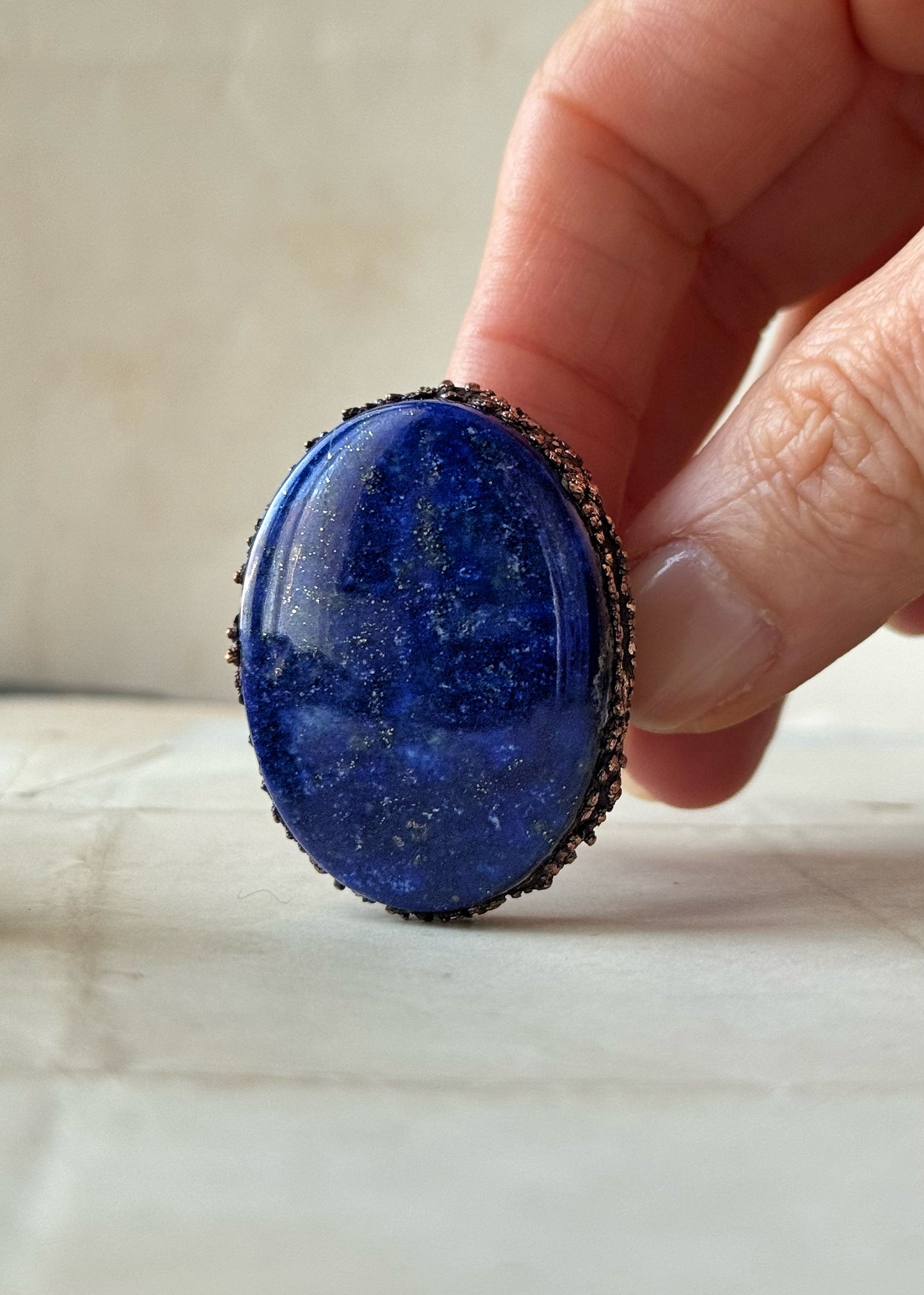 Anello Artigianale in Rame con Lapislazzuli Naturale — Misura 9 US