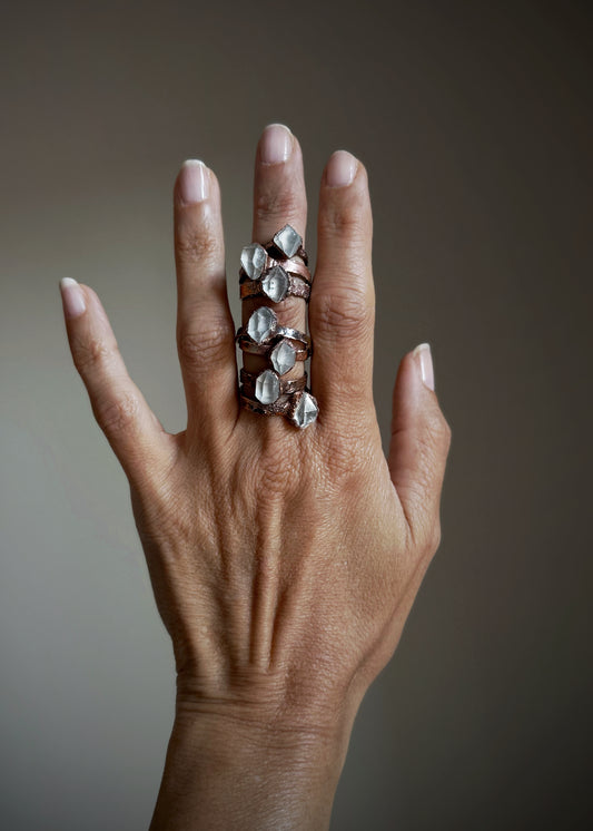Anello Solitario con Quarzo di Herkimer | Fatto a Mano in Rame