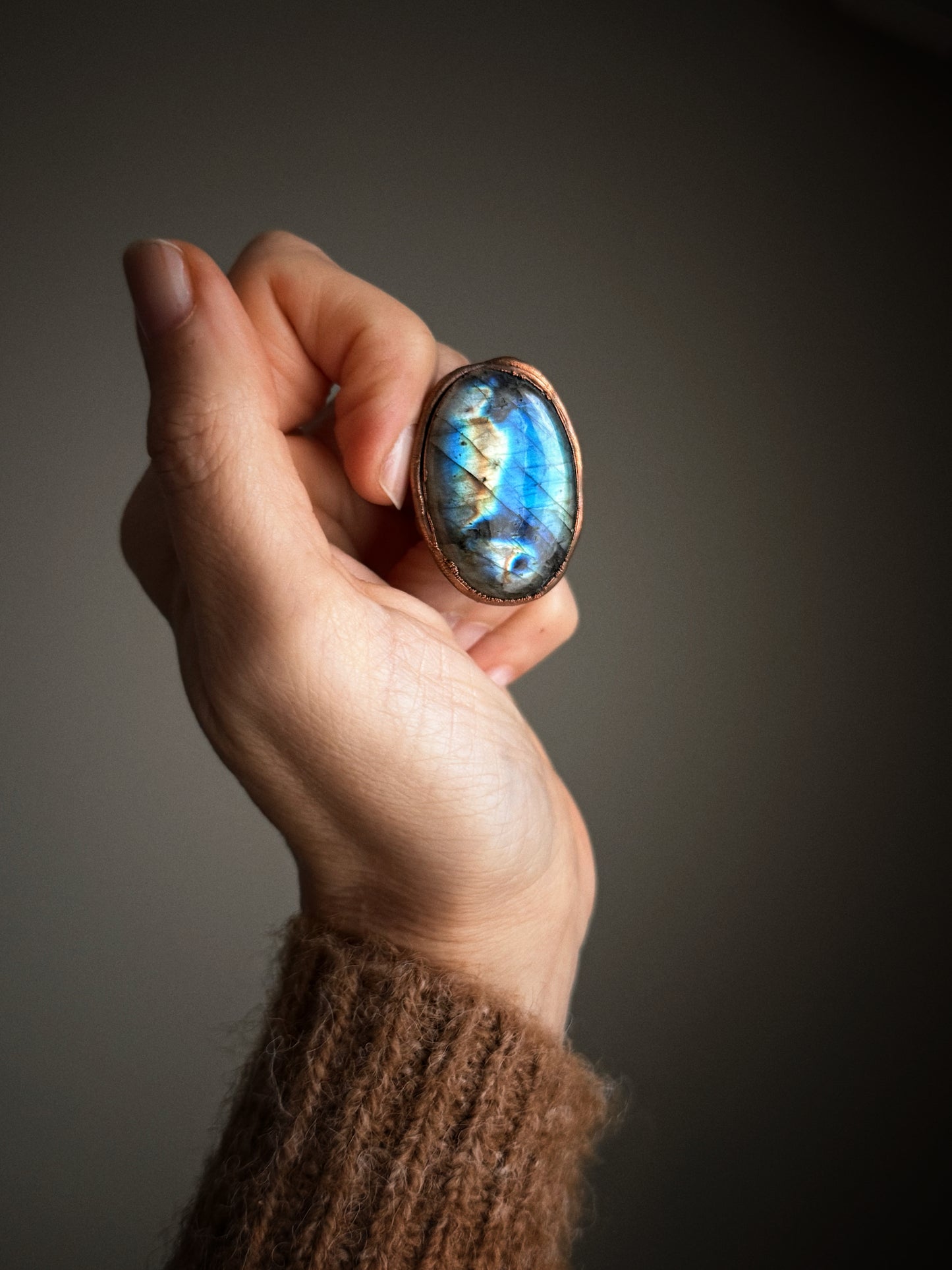 Anello Labradorite Blu Ovale - Gioiello in  Rame Misura 9 US (19mm)