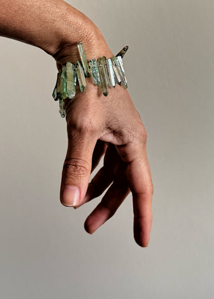Aura Quartz Bracelet with Cloisonné Charm – Mod.28