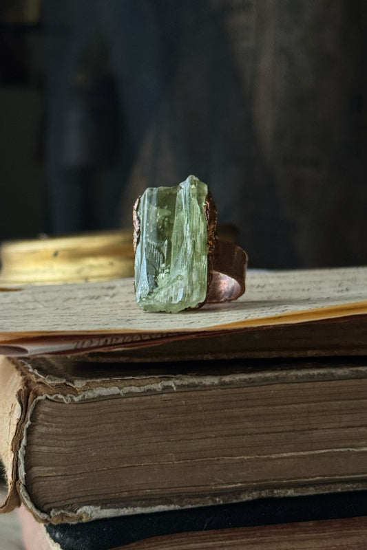 Ring with green Kunzite size 6