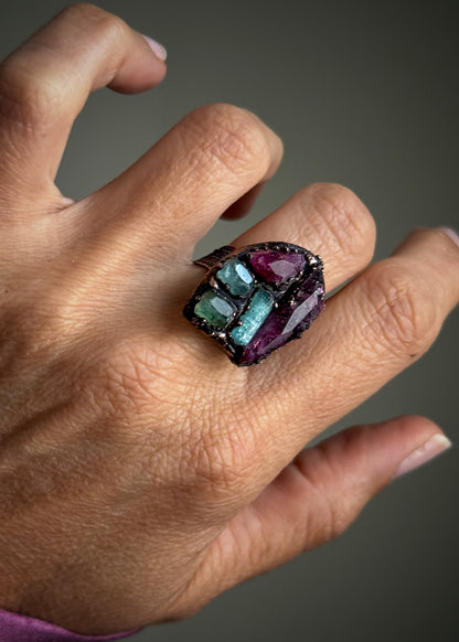 Anello in Rame con Tormaline Multicolore – Misura 8 US